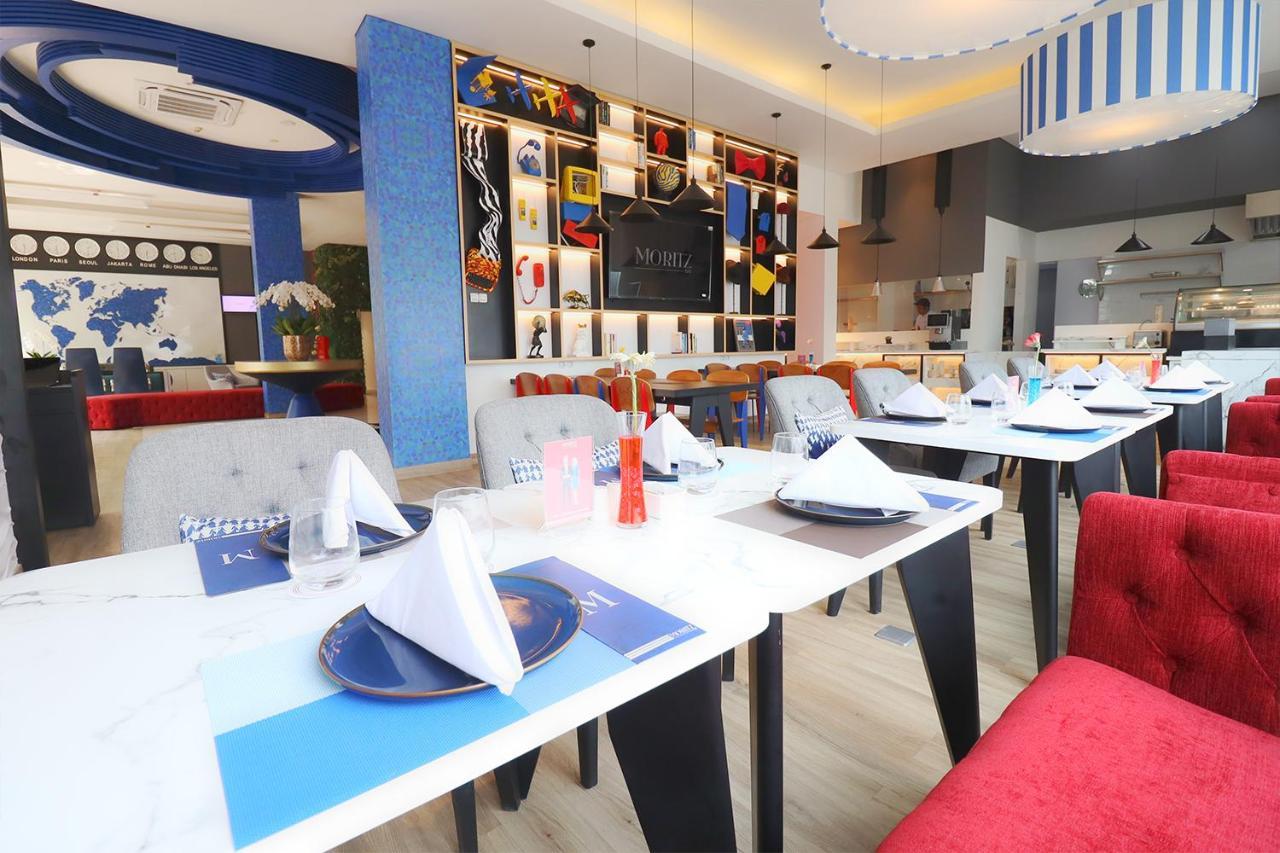 Hotel Moritz Biz Gandaria à Jakarta Extérieur photo